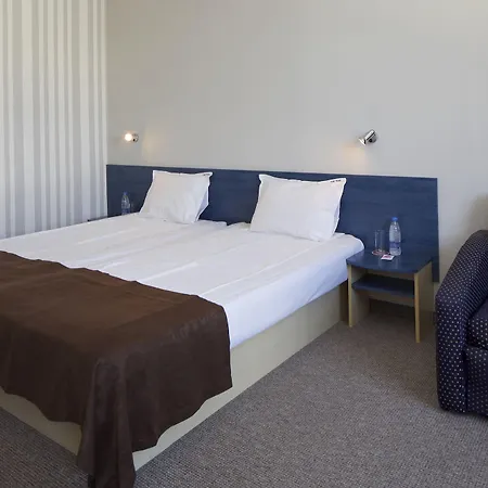 Hotel Bohemi And Free Parking Sunny Beach