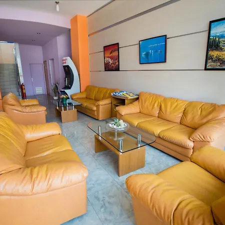 Hotel Bohemi And Free Parking Sunny Beach