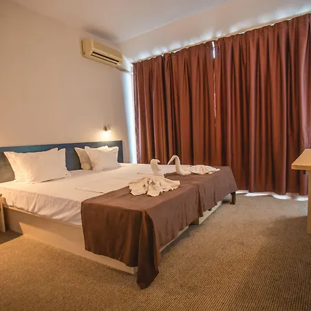Hotel Bohemi 3*