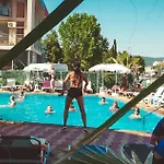 Bohemi 3*