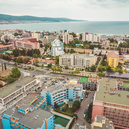 Bohemi And Free Parking 3* Slăntjev Brjag