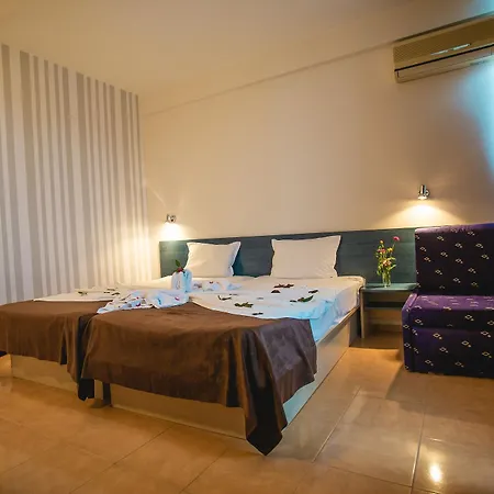 Bohemi Hotel 3*