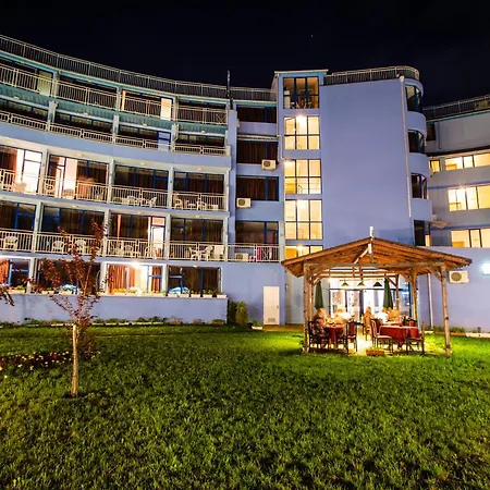 Hotell Bohemi And Free Parking 3*
