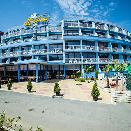 Bohemi And Free Parking Slăntjev Brjag