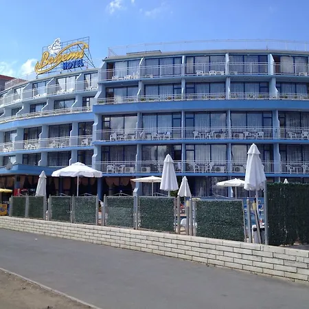 Bohemi And Free Parking
